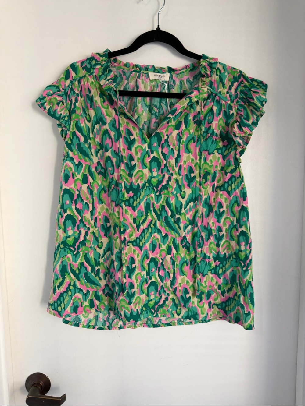 Umgee Green & Pink Abstract Ruffle Sleeve Top